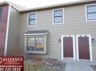 2526 Candle Crest Cir, Manhattan, KS 66503