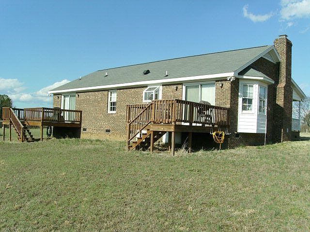 2nd image of 386 Kings Ln