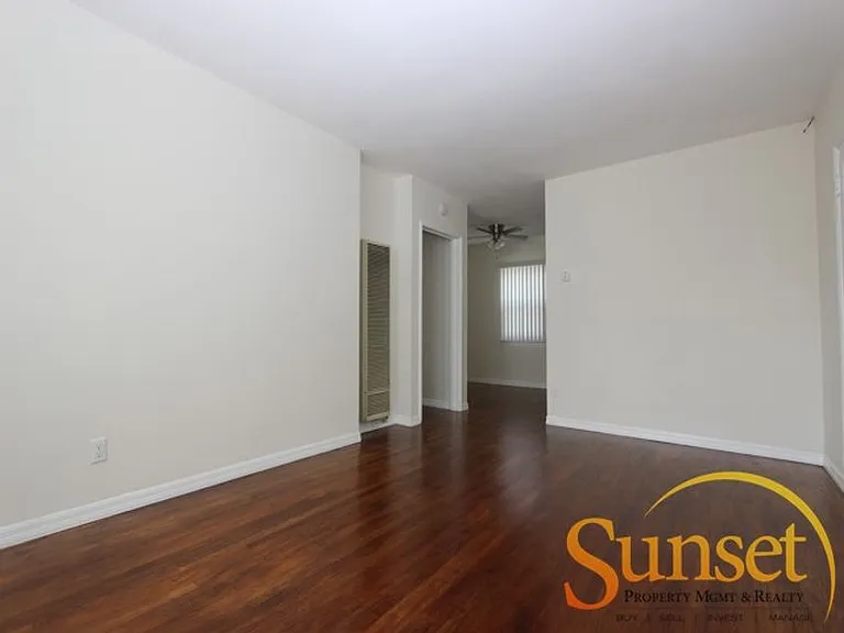 4419 Illinois St #4419 — Photo 2