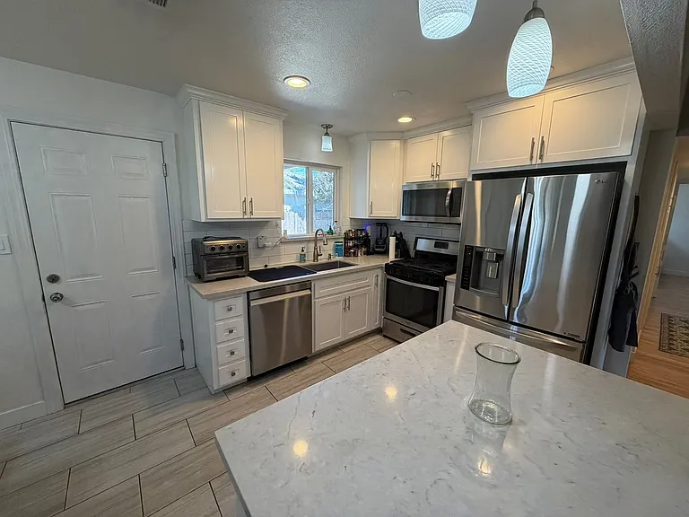 130 Brady Ct — Photo 22