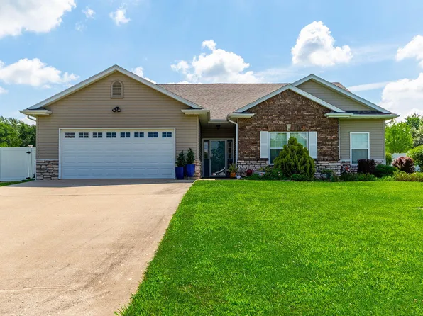 7012 Greenwood Hls, Fulton, MO 65251