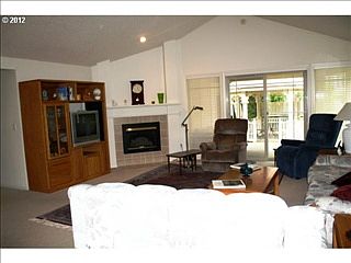 3rd image of 2914 SE 160th Ave