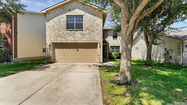 2nd image of 117 Rattlesnake Way