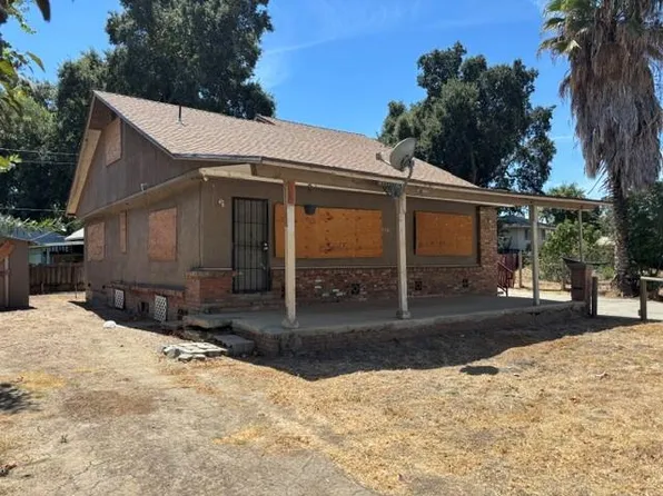 856 E Willow Ave, Manteca, CA 95337