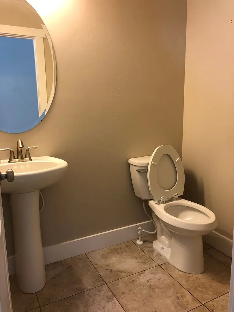 Gorgeous Lehi Townhome — Photo 4