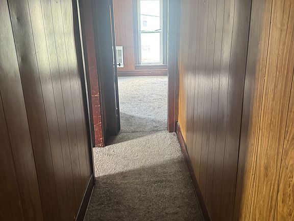 2nd image of 301 1/2 W Market St #301-1/2