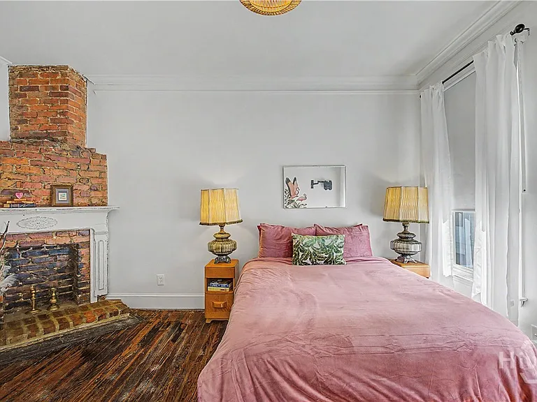 1410 Jefferson St — Photo 26