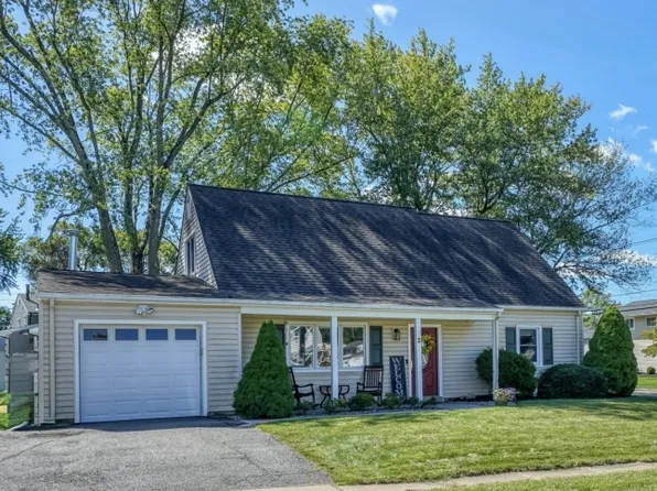 2 Renault Dr, Mount Olive Twp., NJ 07836