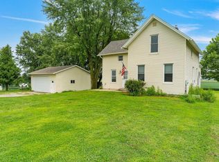 301 N 1st St, Long Grove, IA