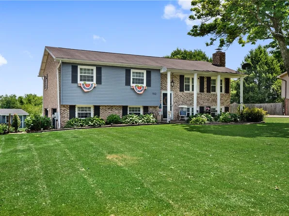 152 Sunview Dr, Beaver Falls, PA 15010