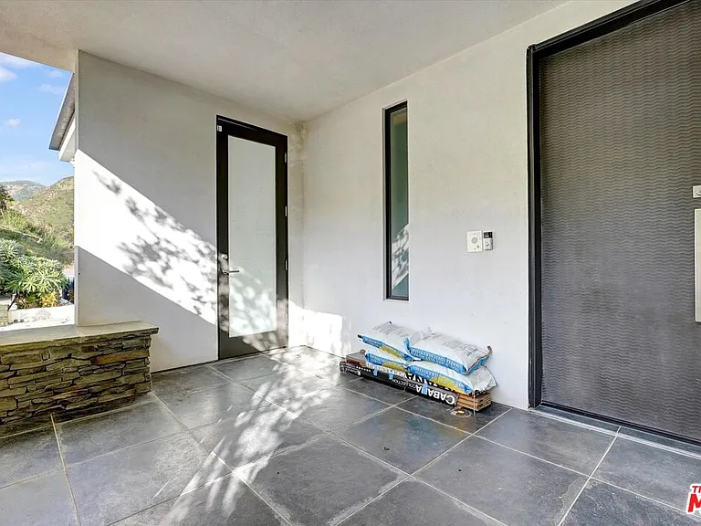 3850 Rambla Orienta — Photo 60