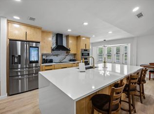 1001 Hazelwood Dr, Mansfield, TX 76063