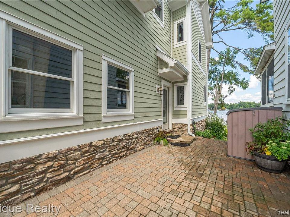 51 Crescent Ave, photo 12