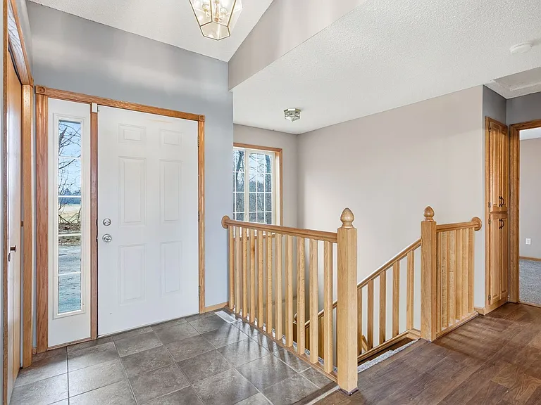 1778 Klondike Dr NE — Photo 9