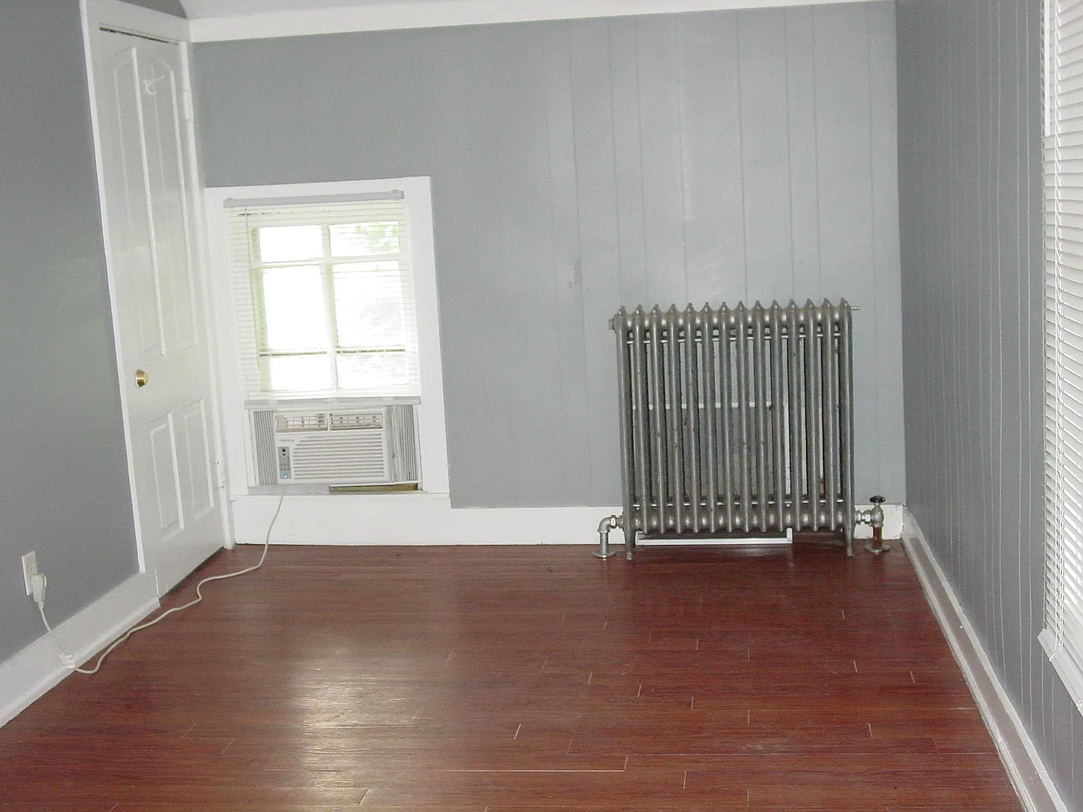 1 bed, 230 sqft, $845 — Photo 3