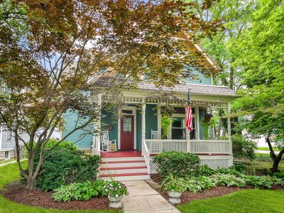 8 N Sleight St, Naperville, IL, 60540