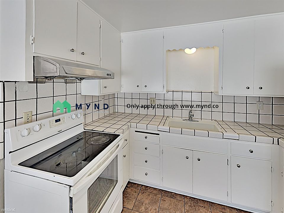 1st image of 670 S 10th St APT 2