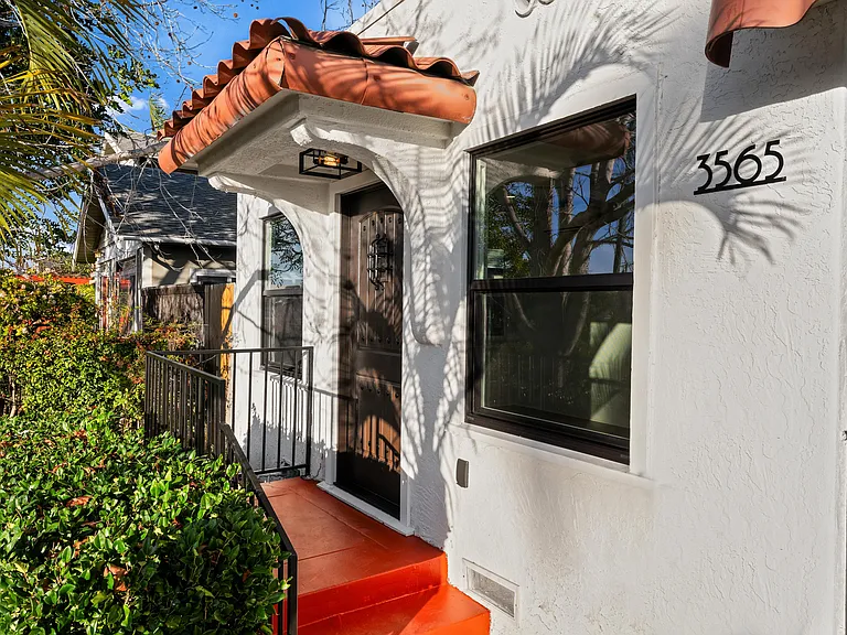3565 Texas St — Photo 11