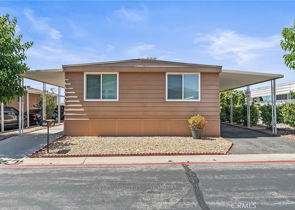 1st image of 27361 Sierra Hwy Space 285