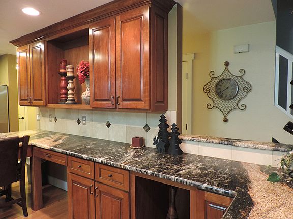 4th image of 4624 Center Ln NE