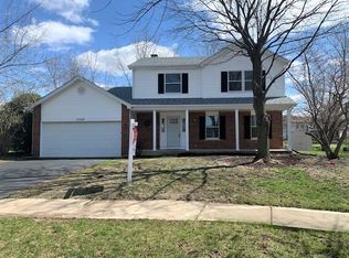 2304 Providence Ct, Naperville, IL 60565