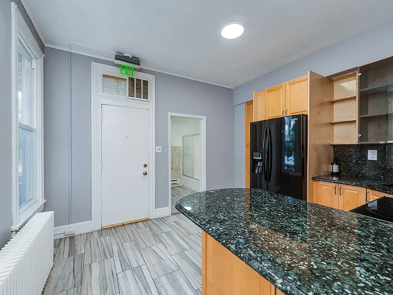 401 Green Ter #1 — Photo 10