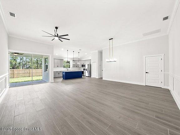4th image of 277 Latham St SE