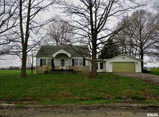 18399 N Stratford Ln, Mount Vernon, IL