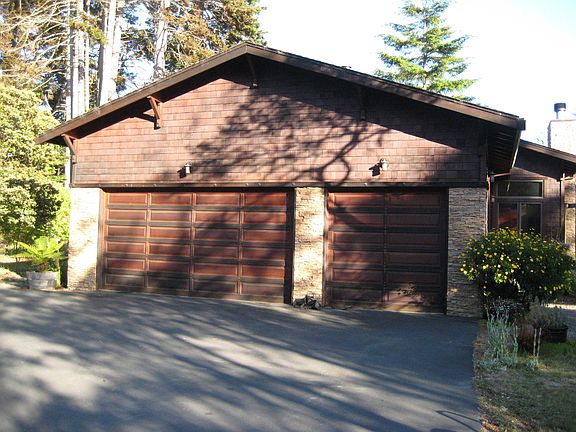 3 CAR GARAGE