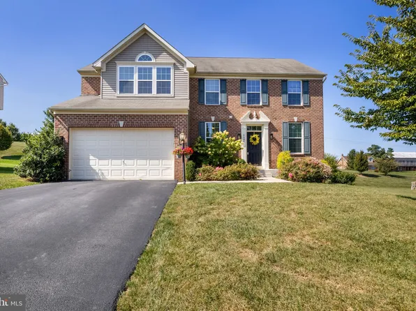 8608 Diamond Run Ct, Seven Valleys, PA 17360