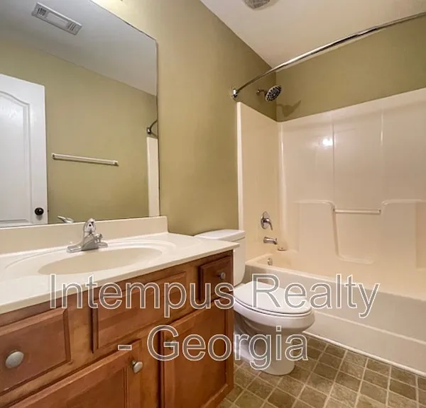 1180 Pepper Ln — Photo 6