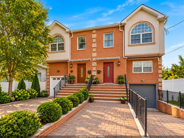 796 2nd St #B, Secaucus, NJ 07094