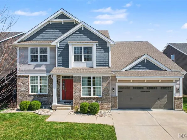 310 Haycastle Dr, Lake Saint Louis, MO 63367