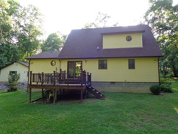 2nd image of 645 Clifty Village Ln
