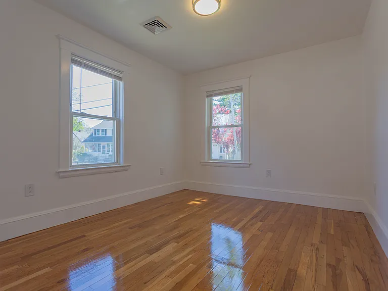 50 Evans St — Photo 12