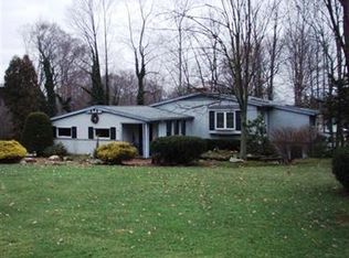919 Dogwood Ter, Akron, OH 44321