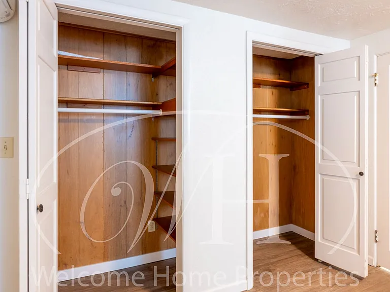 427 SW Bade Ave — Photo 26