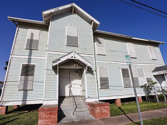 4th image of 1802 Market St
