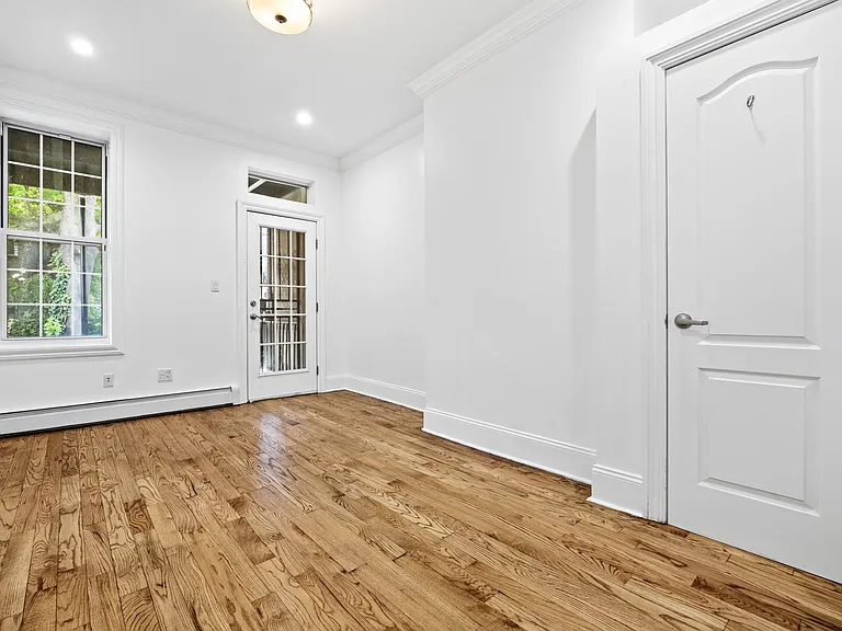 964 Madison St #1 — Photo 12