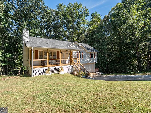 2nd image of 1590 Kimberly Pl