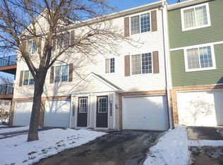 15512 Flyboat Ln, Apple Valley, MN 55124