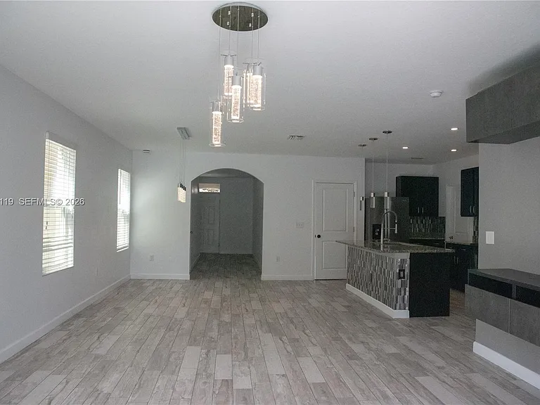 105 Lacewing Pl — Photo 8
