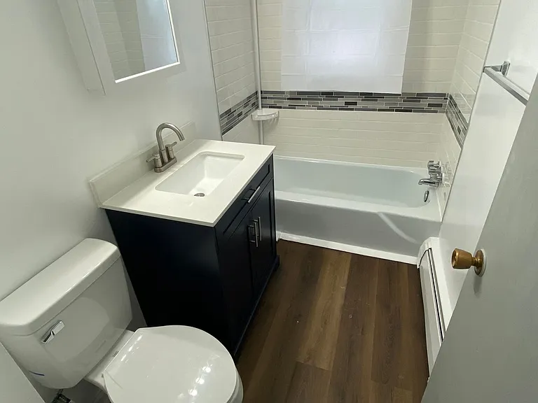 803 Franklin St — Photo 8