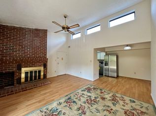 114 Turtle Creek Rd APT 12, Charlottesville, VA 22901