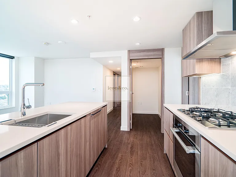 455 SW Marine Dr #3 — Photo 16