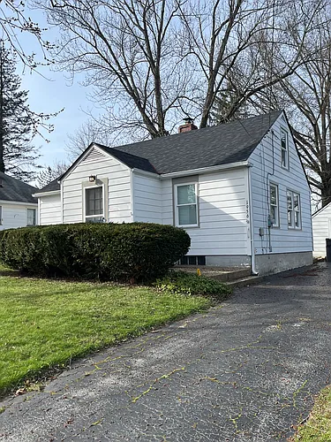1956 Ridgelawn Ave Photo 1