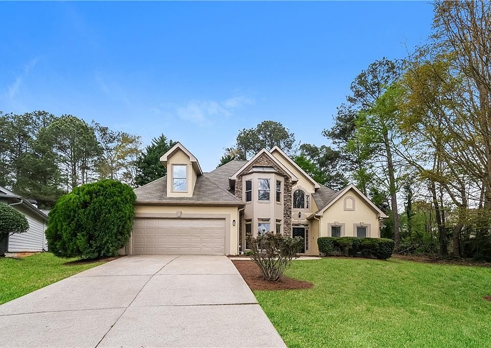 1st image of 566 Shadow Oaks Dr