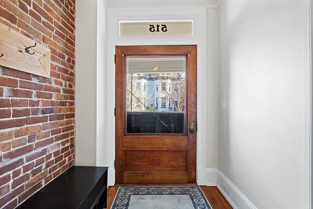 515 Boissevain Ave — Photo 3
