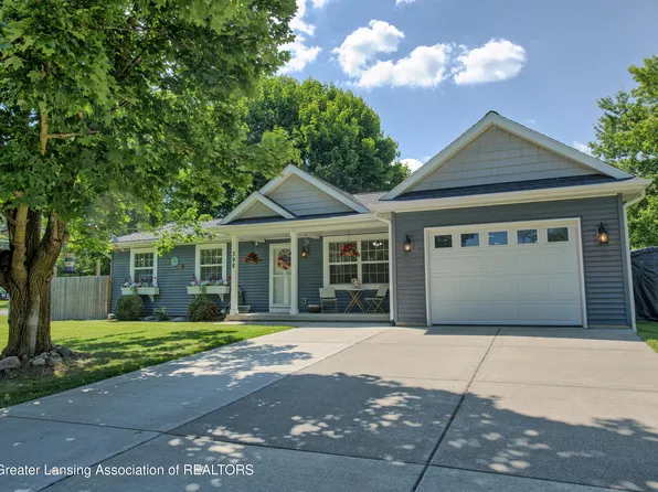 398 Lee St, Sunfield, MI 48890