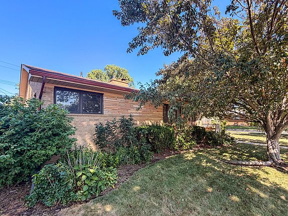 2nd image of 23213 Greencrest St